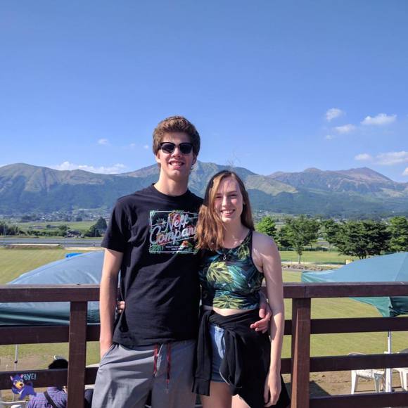 Meet your Posher, Katie - Picture 1 of 1